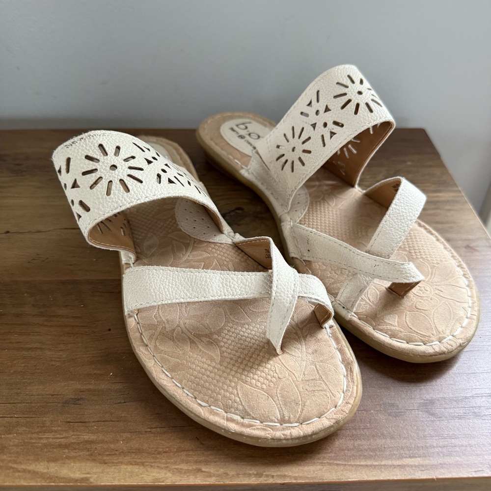 b.o.c. Women's White Sandals 7 - Picture 6 of 7